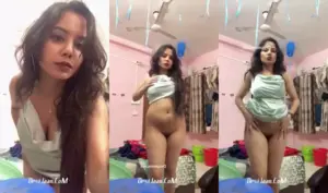 Indian delhi hot women showing her sexy figure on camara xxx porn